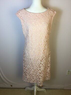 Lauren Ralph Lauren Sheath Dress Size 8 Womans Pink Floral Lace Overlay Crochet